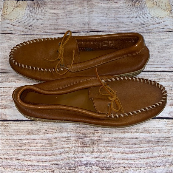 cabelas moccasin slippers